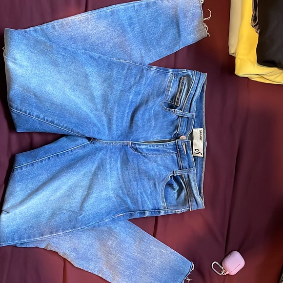 Jeans - Picture 1 of 2